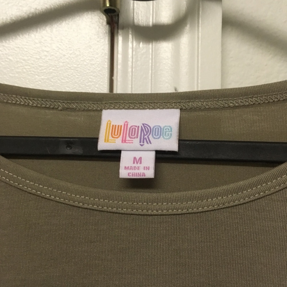 Brand new with tags LuLaRoe Irma tunic